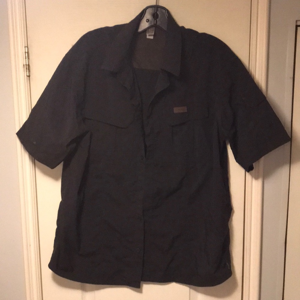 Men’s Quechua Vented Short Sleeve Outdoor Adventure Shirt Brown Size L